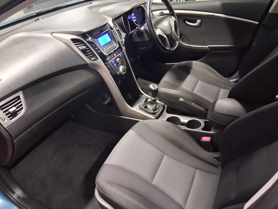 2014 Hyundai i30 - image 8