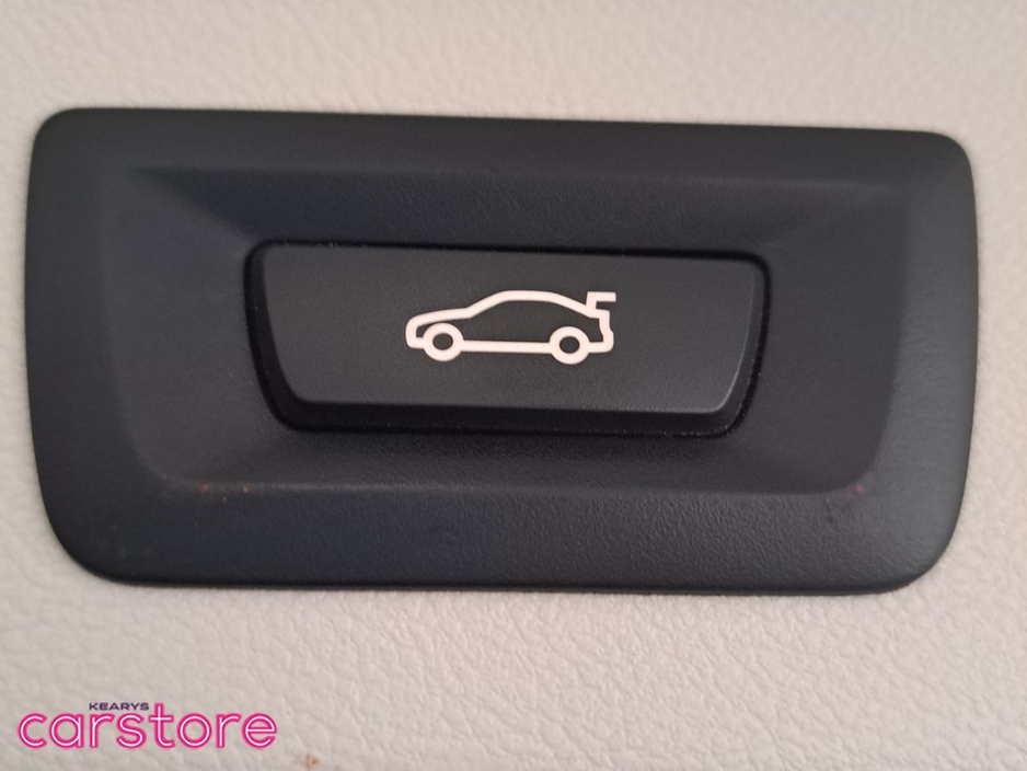 2023 BMW X3 - image 25