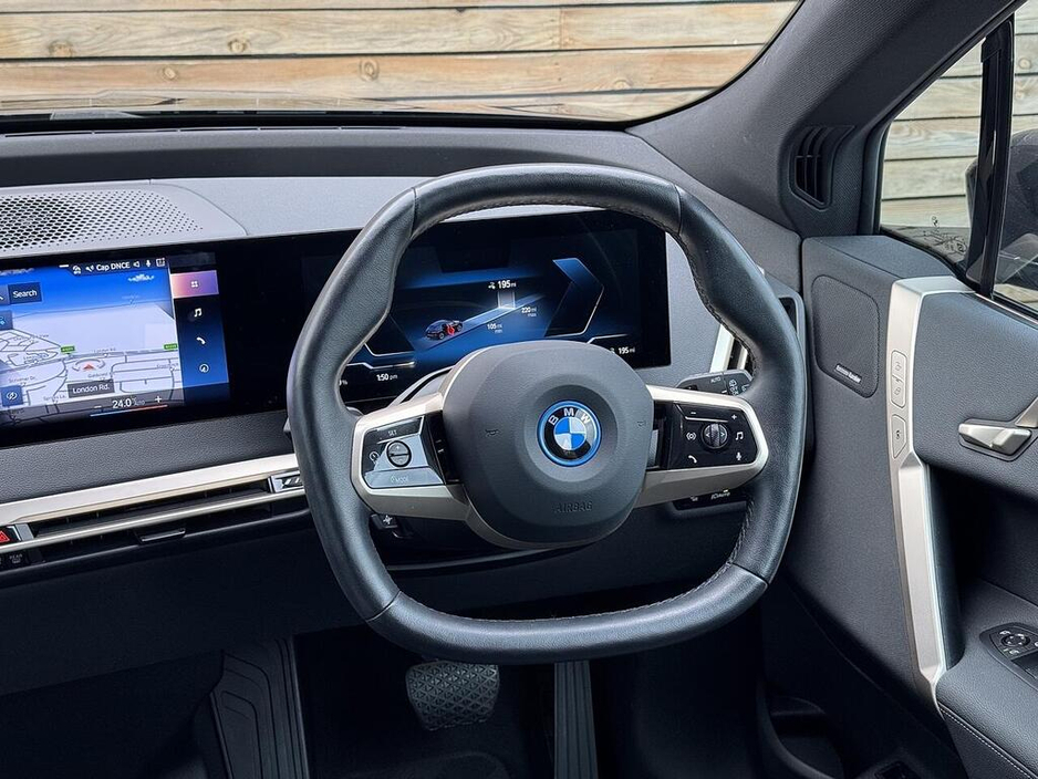2022 BMW iX - image 12
