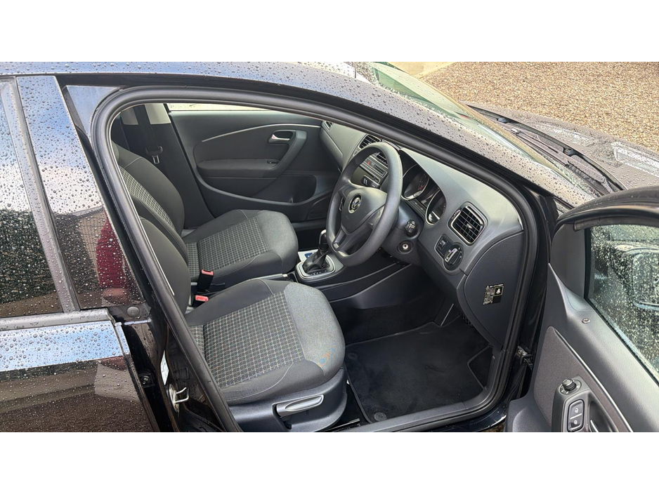 2016 Volkswagen Polo 1.2 AUTO €12,500