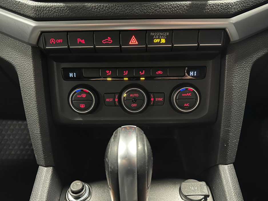 2019 Volkswagen Amarok - image 35