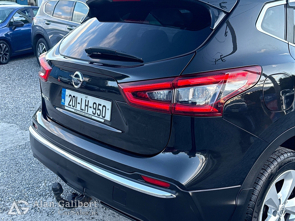 2020 Nissan Qashqai 1.5 DSL SE Glass Roof €86 PW €17,995