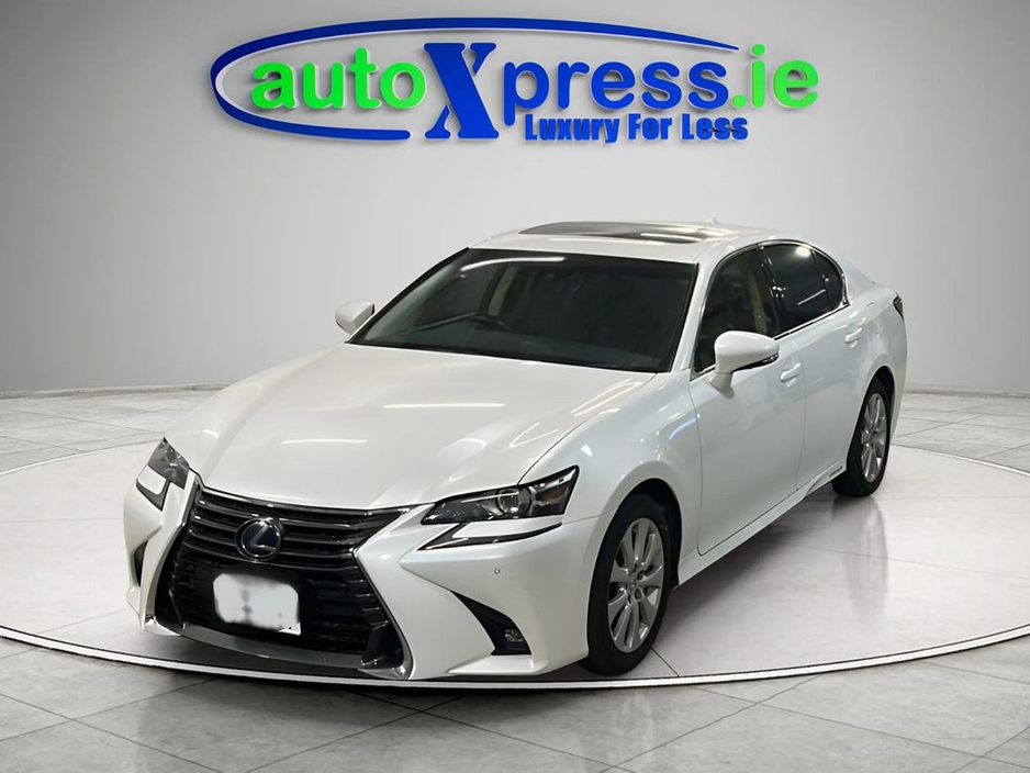 2020 Lexus GS 300 H - image 8