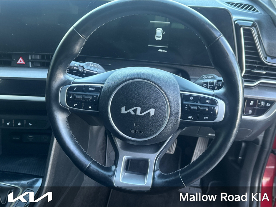 2022 Kia Sportage - image 9