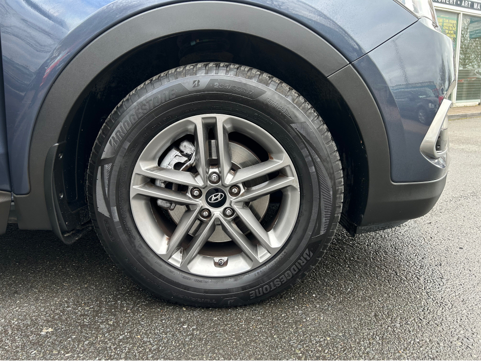 2018 Hyundai Santa Fe - image 30