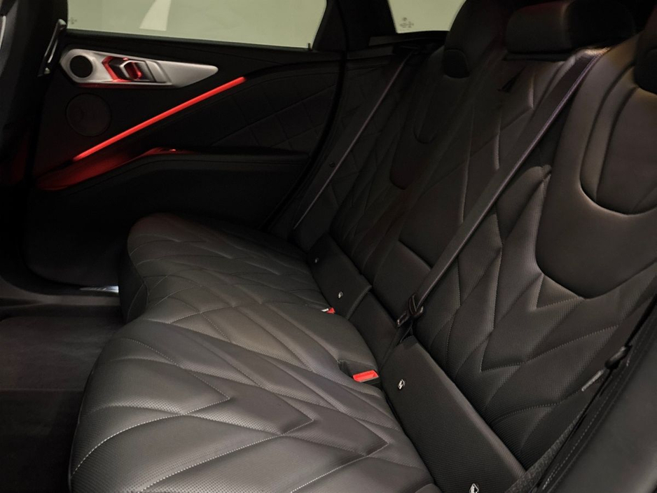 2025 BMW XM - image 22