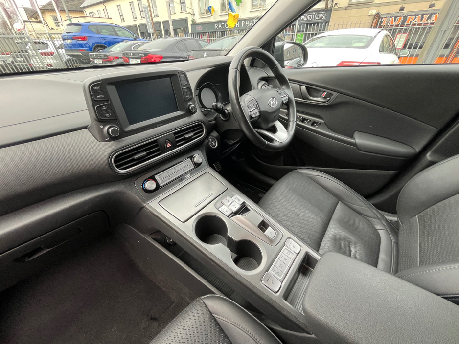 2020 Hyundai Kona - image 31