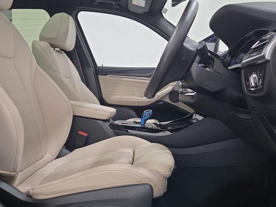 2023 BMW iX3 - image 12