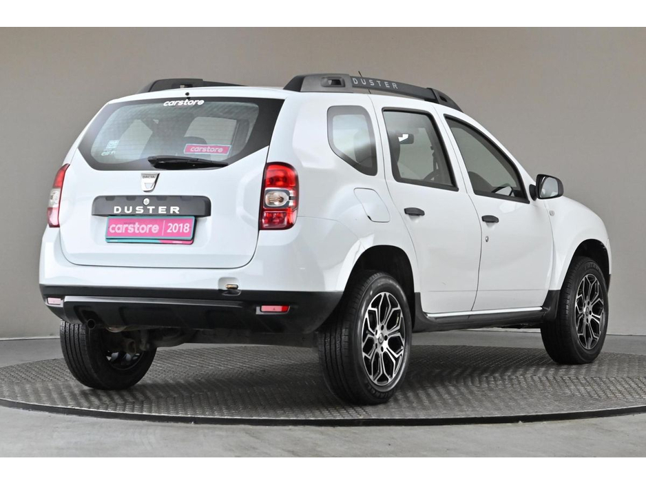 2018 Dacia Duster - image 9