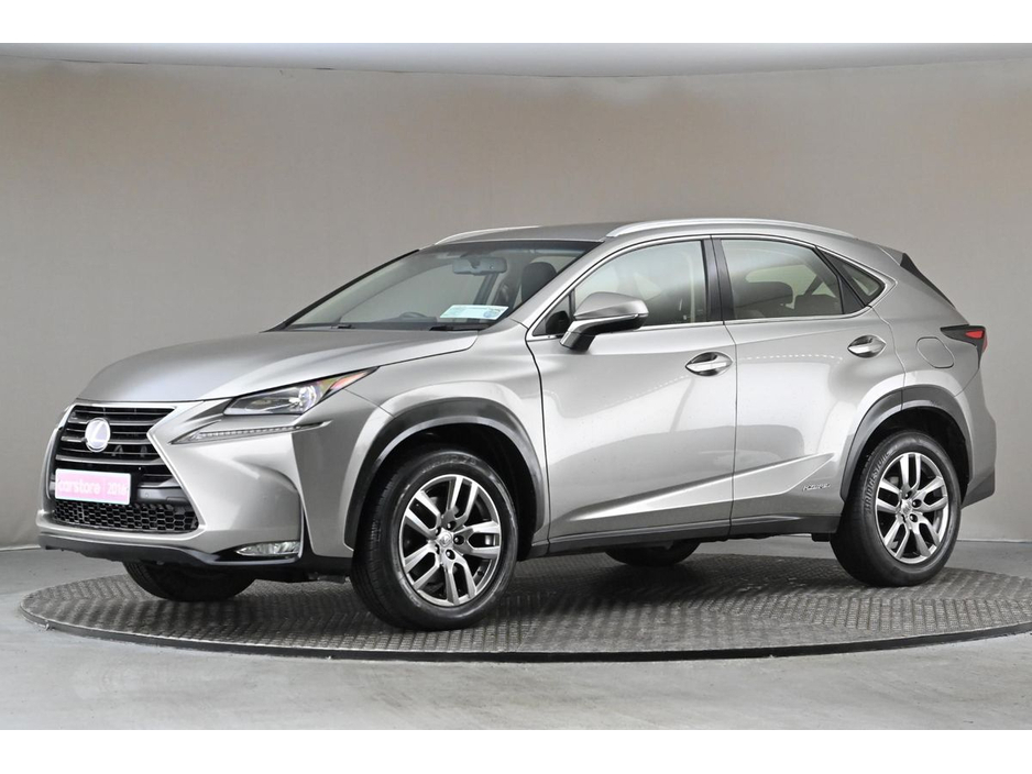 2016 Lexus NX 300 h - image 4