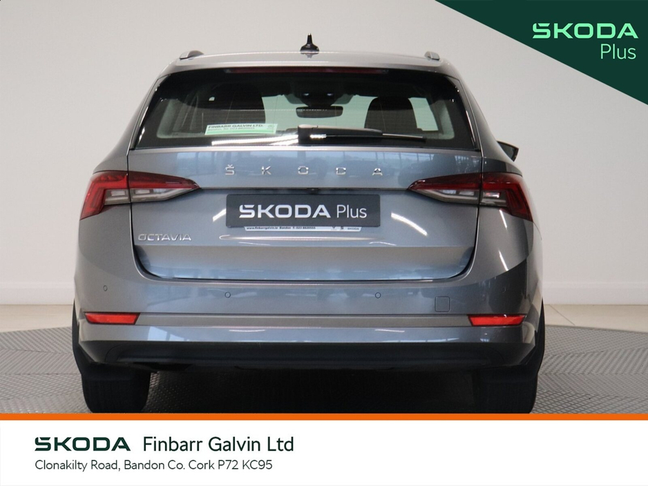2023 Skoda Octavia - image 14