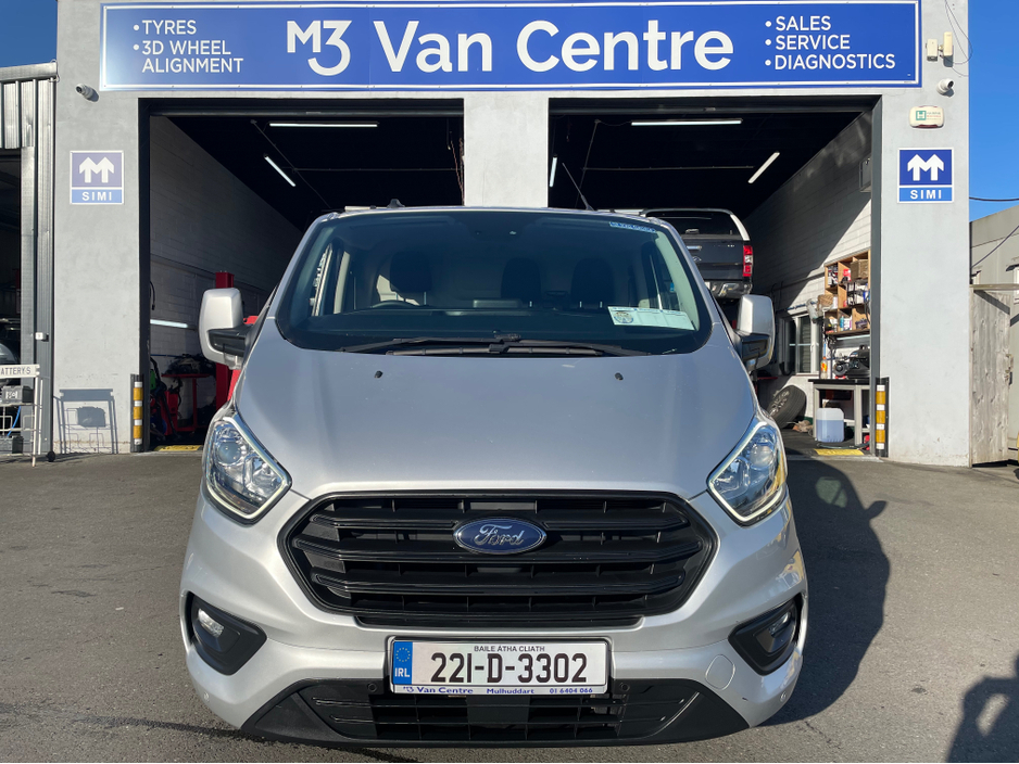 2022 Ford Transit Custom - image 9