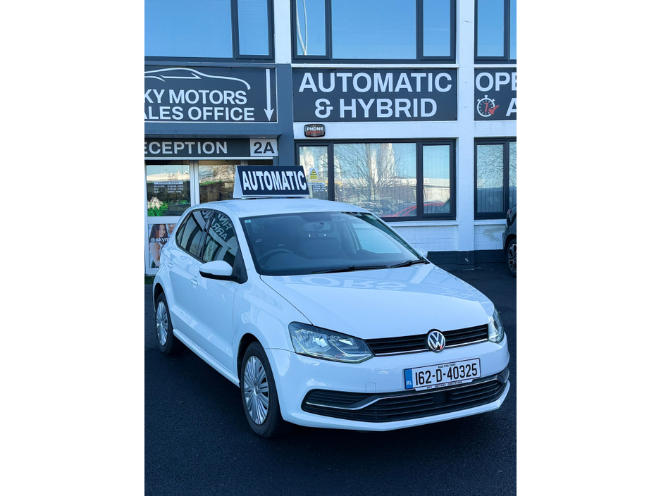 2016 Volkswagen Polo  €12,390