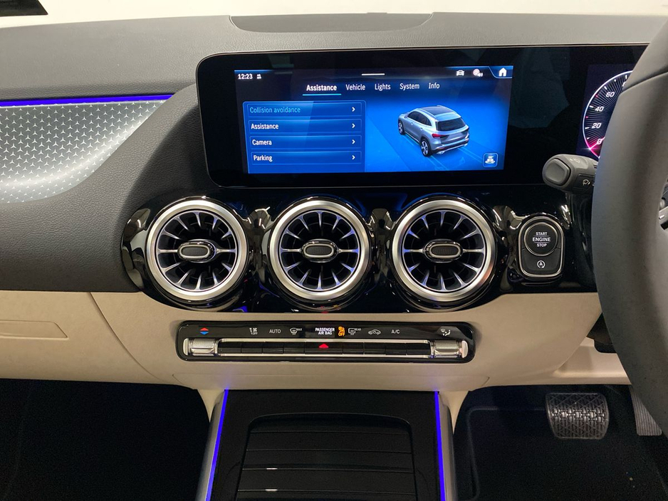 2026 Mercedes-Benz GLA Class - image 11