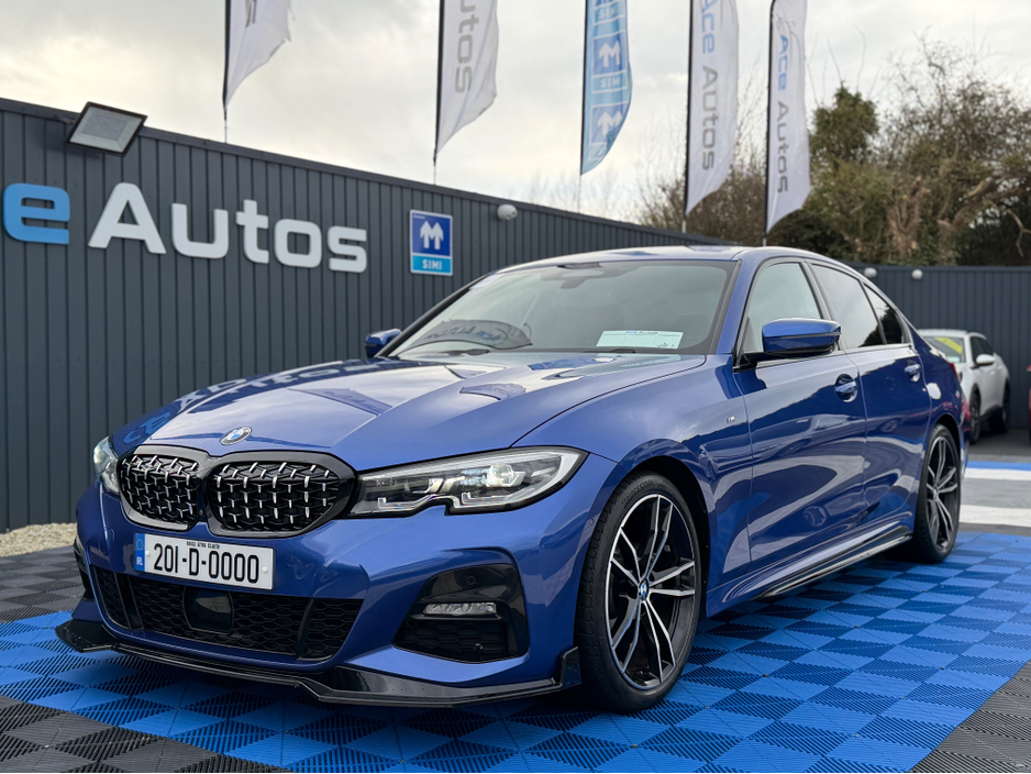 2020 BMW 3 Series - image 2