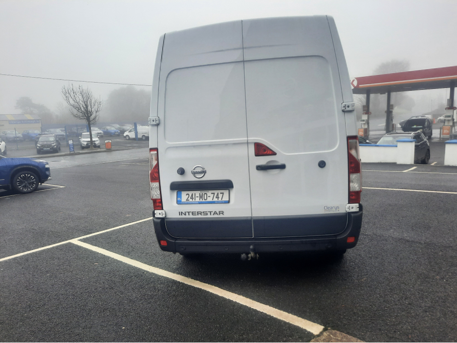 2024 Nissan Interstar - image 9