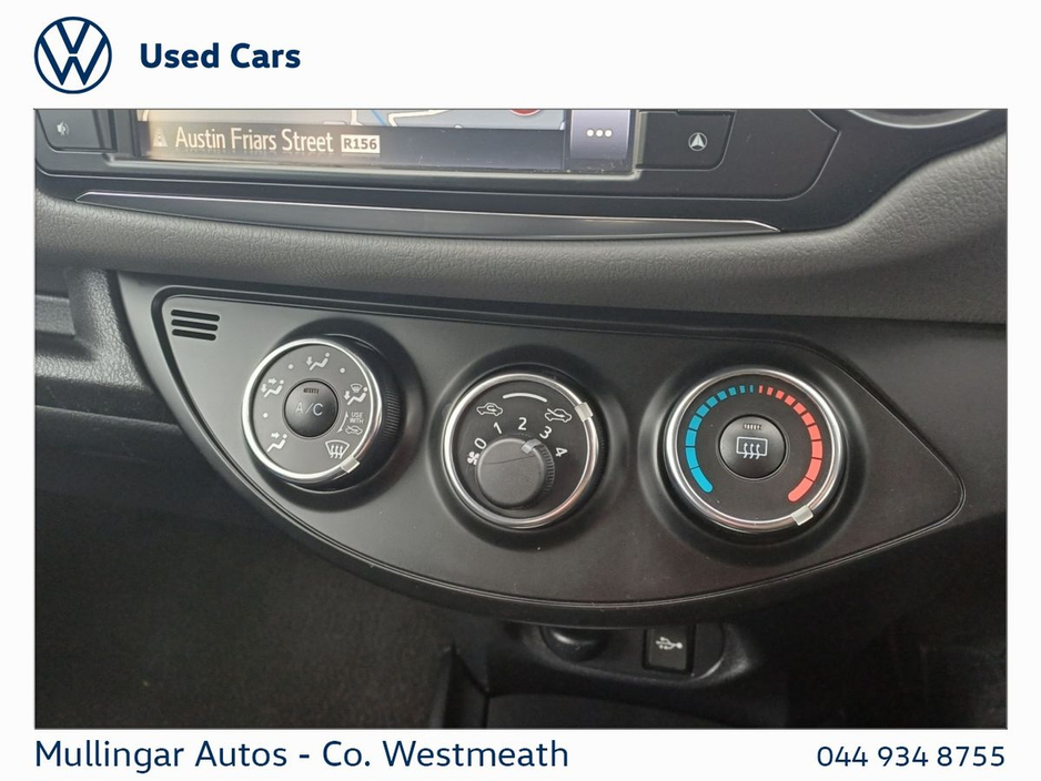 2017 Toyota Yaris - image 17