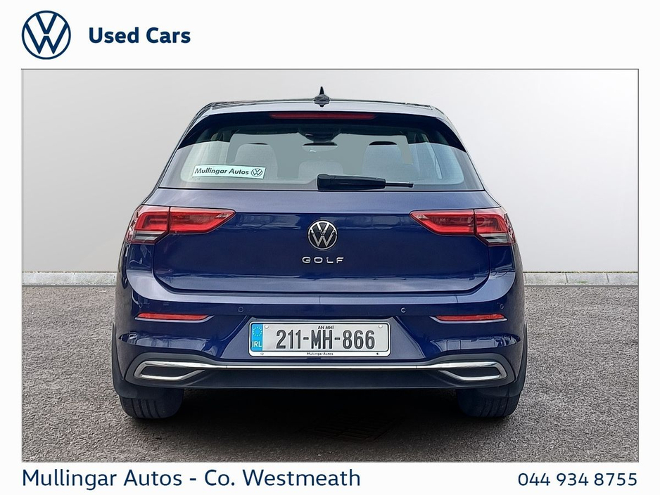 2021 Volkswagen Golf - image 13