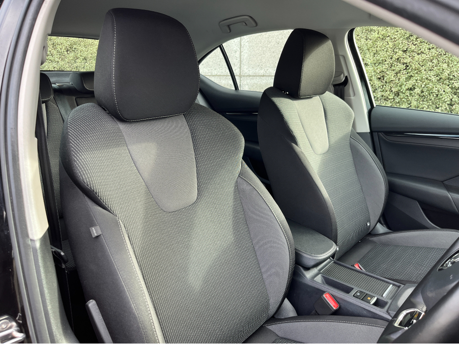 2023 Skoda Octavia AMBITION 2.0 TDI DIESEL //REVERSE CAMERA// €22,950