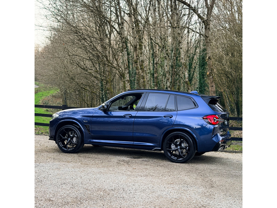 2021 BMW X3 - image 7