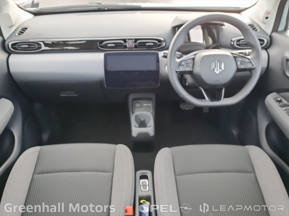 2026 Leapmotor T03 - image 7