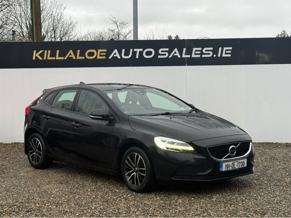 2019 Volvo V40 2.0D D3 MOMENTUM ED 5DR €13,950