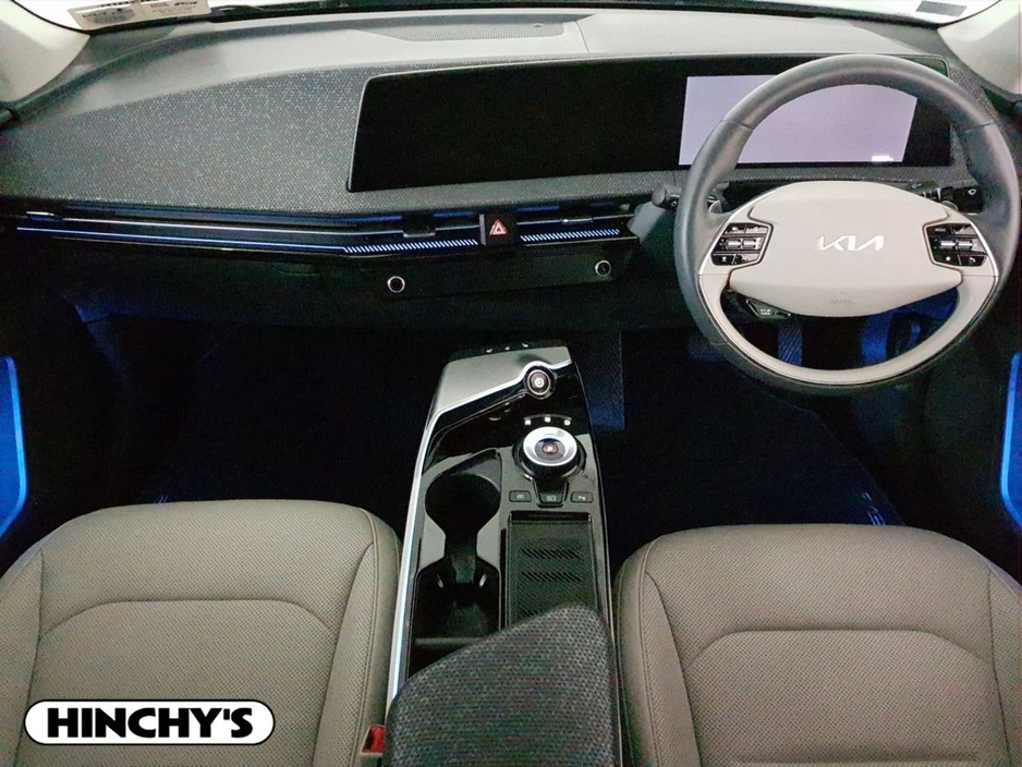 2022 Kia EV6 - image 2