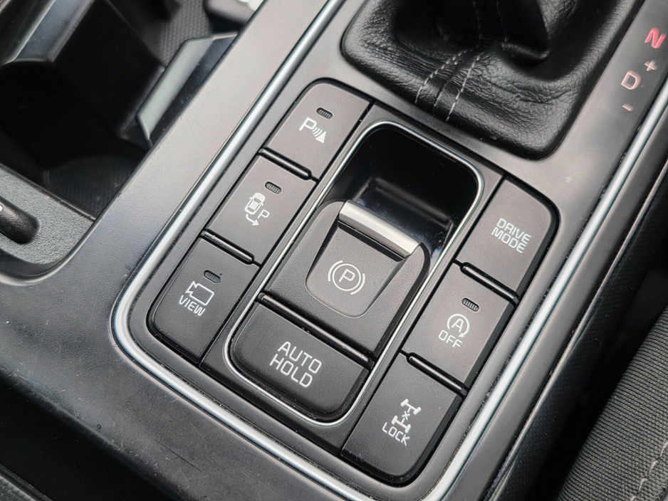 2016 Kia Sorento - image 7