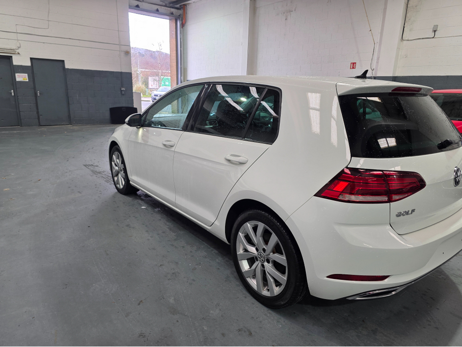 2018 Volkswagen Golf Highline €18,950