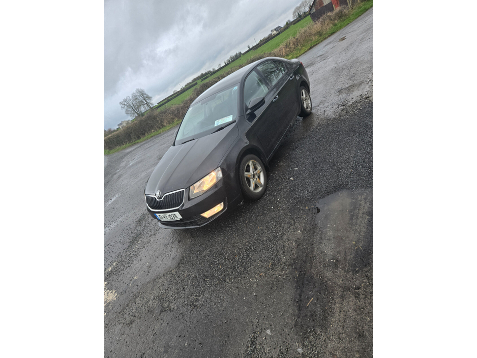 2015 Skoda Octavia 1.6 TDI CR 90BHP Active €5,200