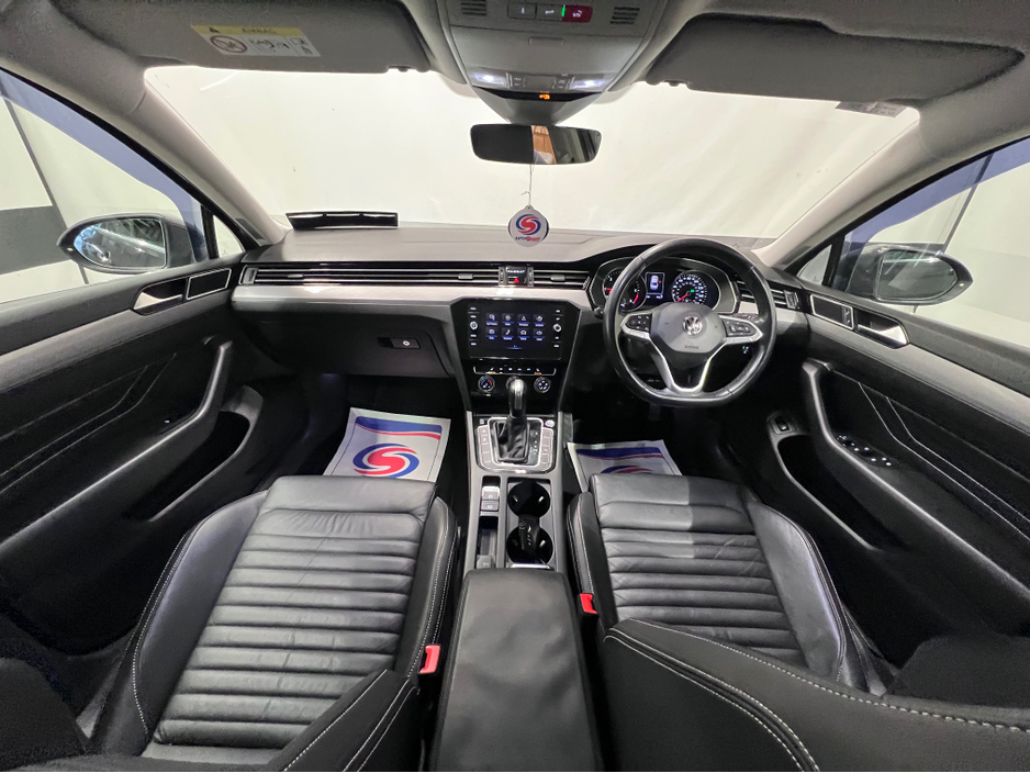 2020 Volkswagen Passat TDI SEL S-A 4DR AUTO €19,700