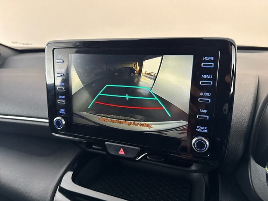 2023 Toyota Yaris Cross LUNA SPORT €27,950