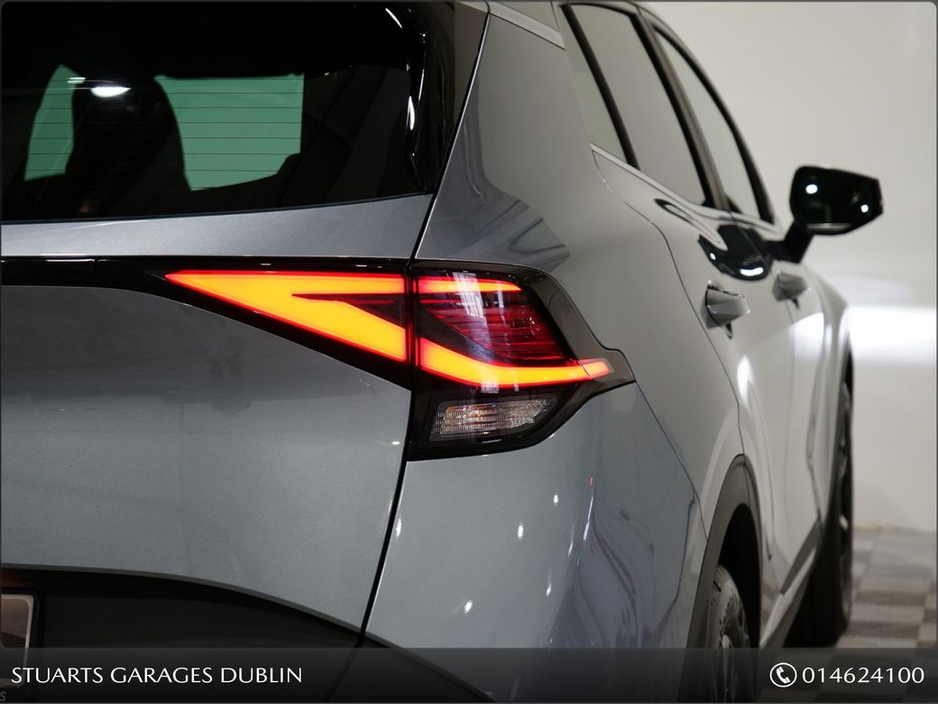 2025 Kia Sportage - image 11