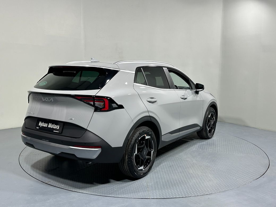 2026 Kia Sportage - image 7