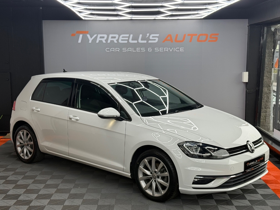 2018 Volkswagen Golf - image 2