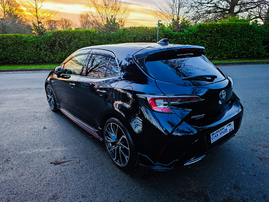 2019 Toyota Corolla 1.8 Hybrid Aura Hatchback €17,950