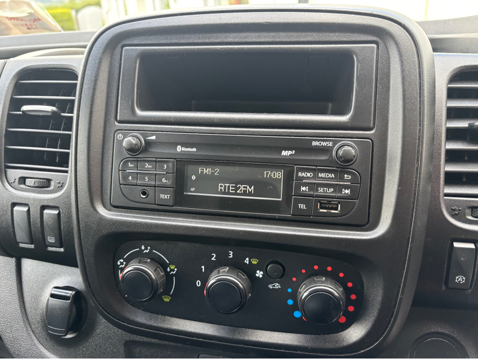 2021 Renault Trafic LL30 ENERGY DCI 120 BUSINESS P €14,500