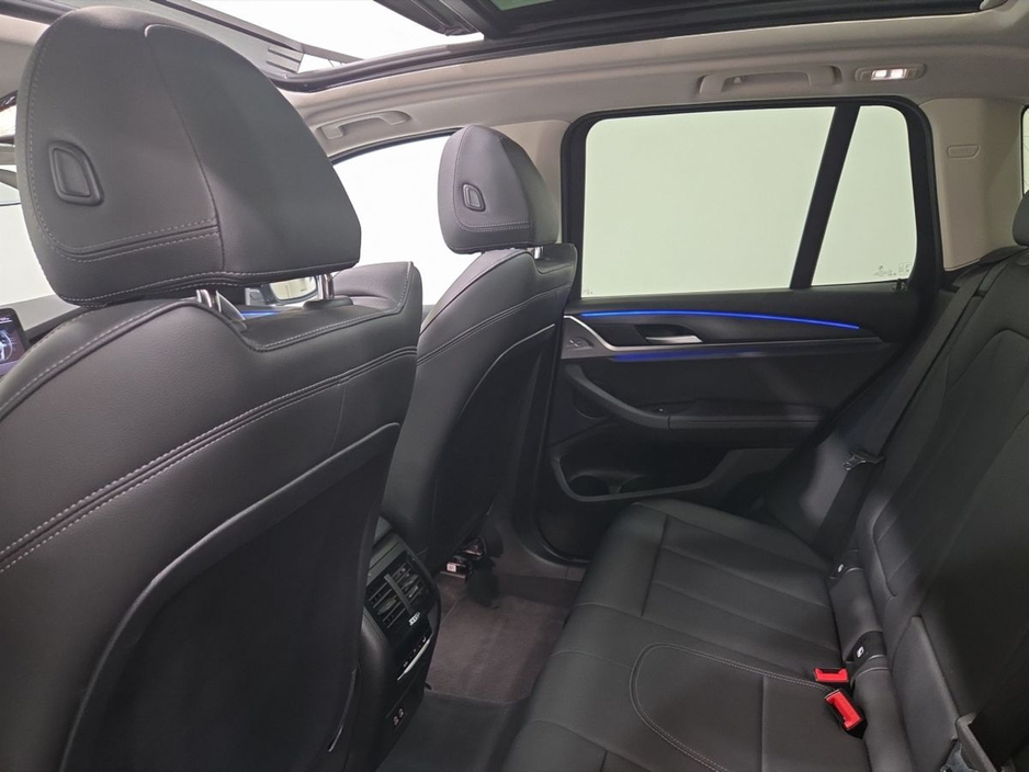 2023 BMW X3 - image 11