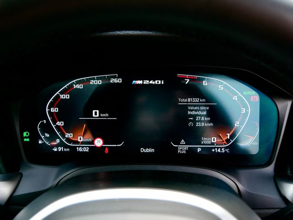 2022 BMW 2 Series - image 22