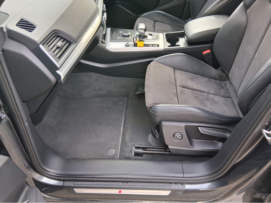 2017 Audi Q5 - image 9