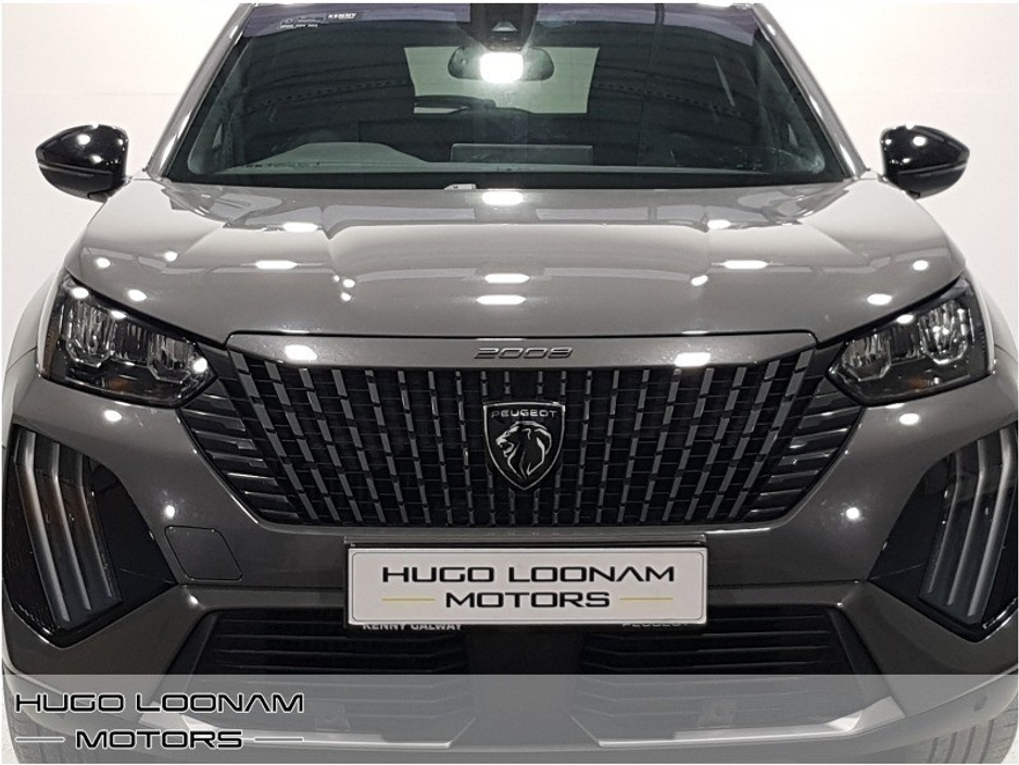 2025 Peugeot 2008 - image 2