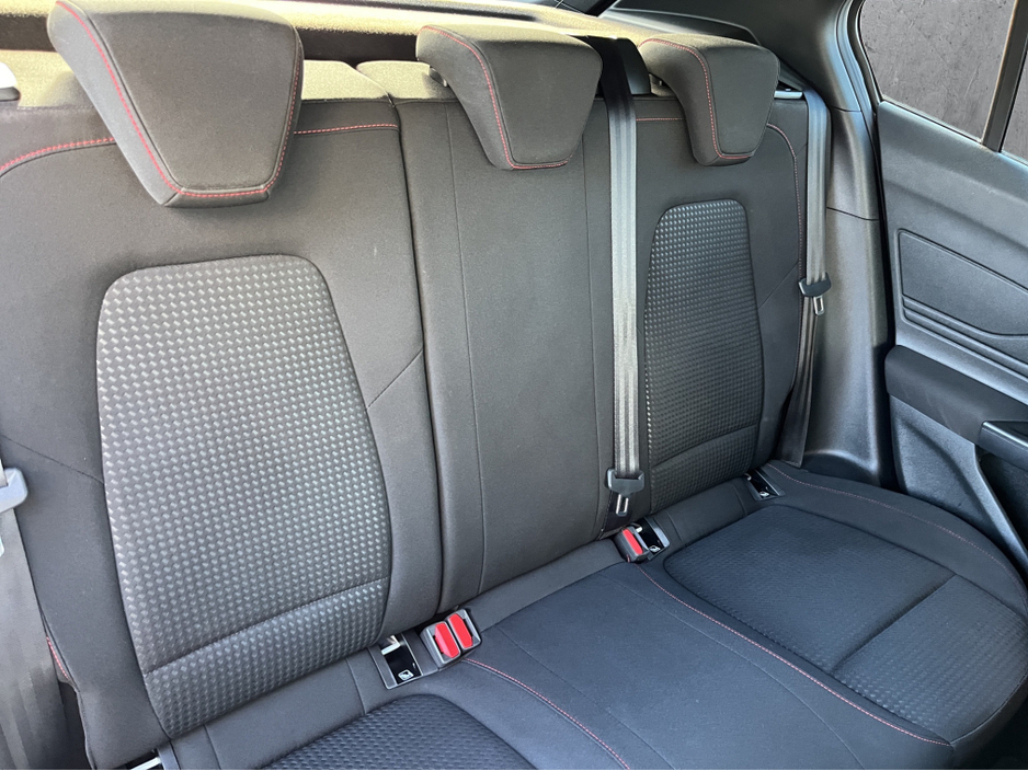 2023 Ford Focus - image 15