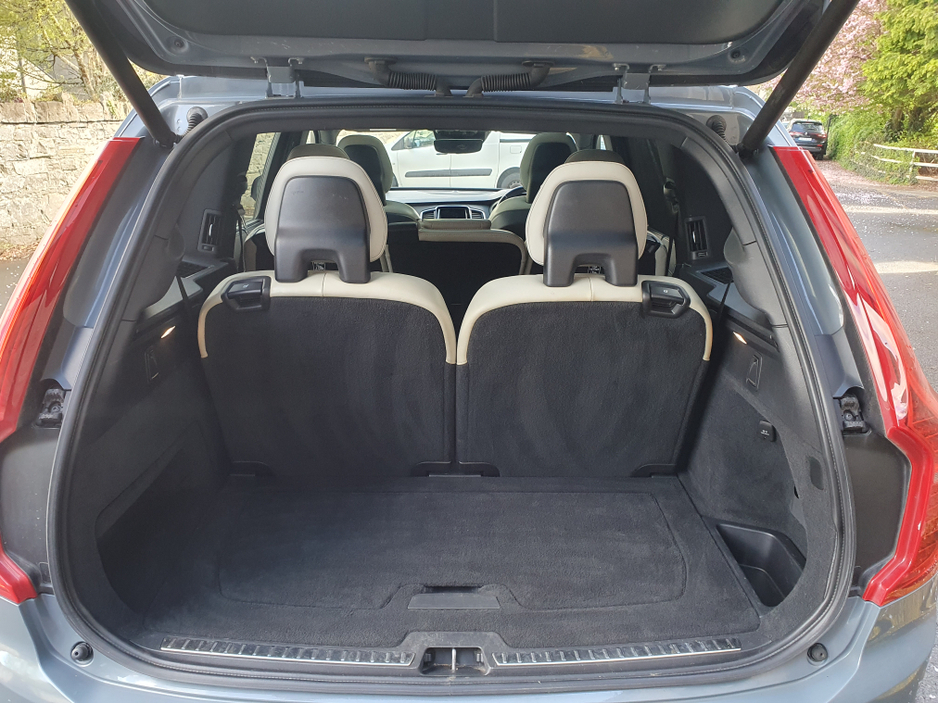 2019 Volvo XC90 - image 25