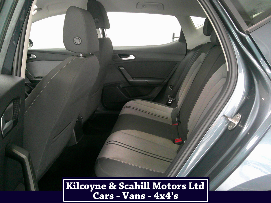 2022 SEAT Leon - image 14