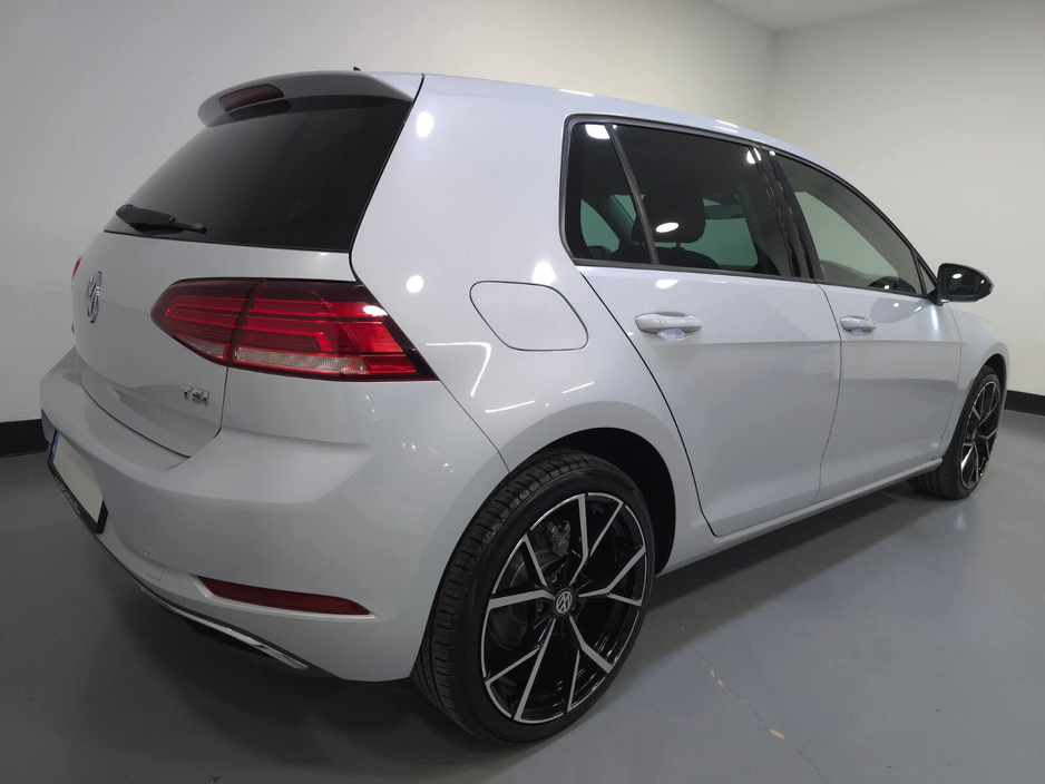 2017 Volkswagen Golf 1.2 TSI DSG EST 110HP BMT Trendline €16,950