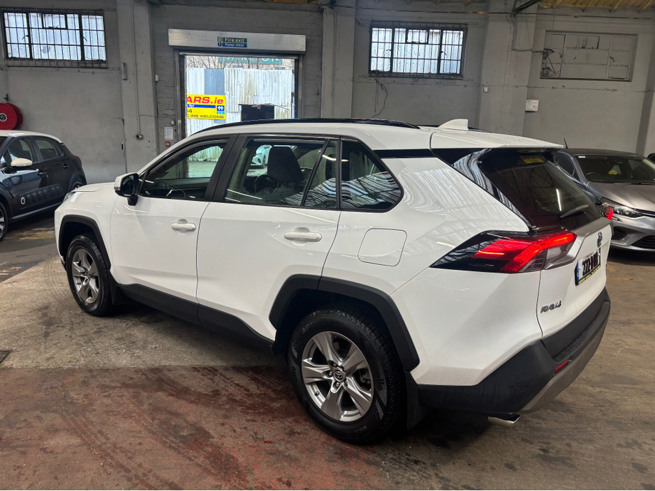 2022 Toyota Rav4 RAV4 HYBRID LUNA 4DR AUTO €34,499
