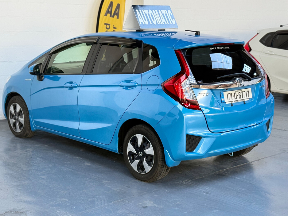 2017 Honda Jazz - image 7