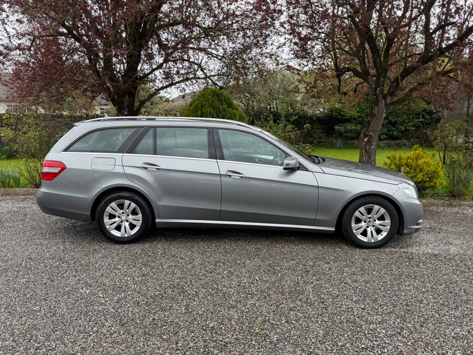2012 Mercedes-Benz E Class - image 3