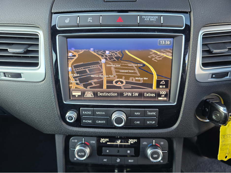 2017 Volkswagen Touareg V6 R-LINE-FULLY SERVICED WITH NEW TYRES €26,450