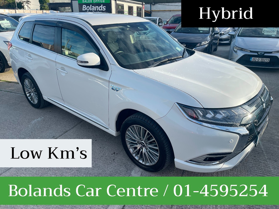 2020 Mitsubishi Outlander HYBRID 2.4 PHEV AUTOMATIC 5DR MODEL  www.bolandscarcentre.ie €22,900